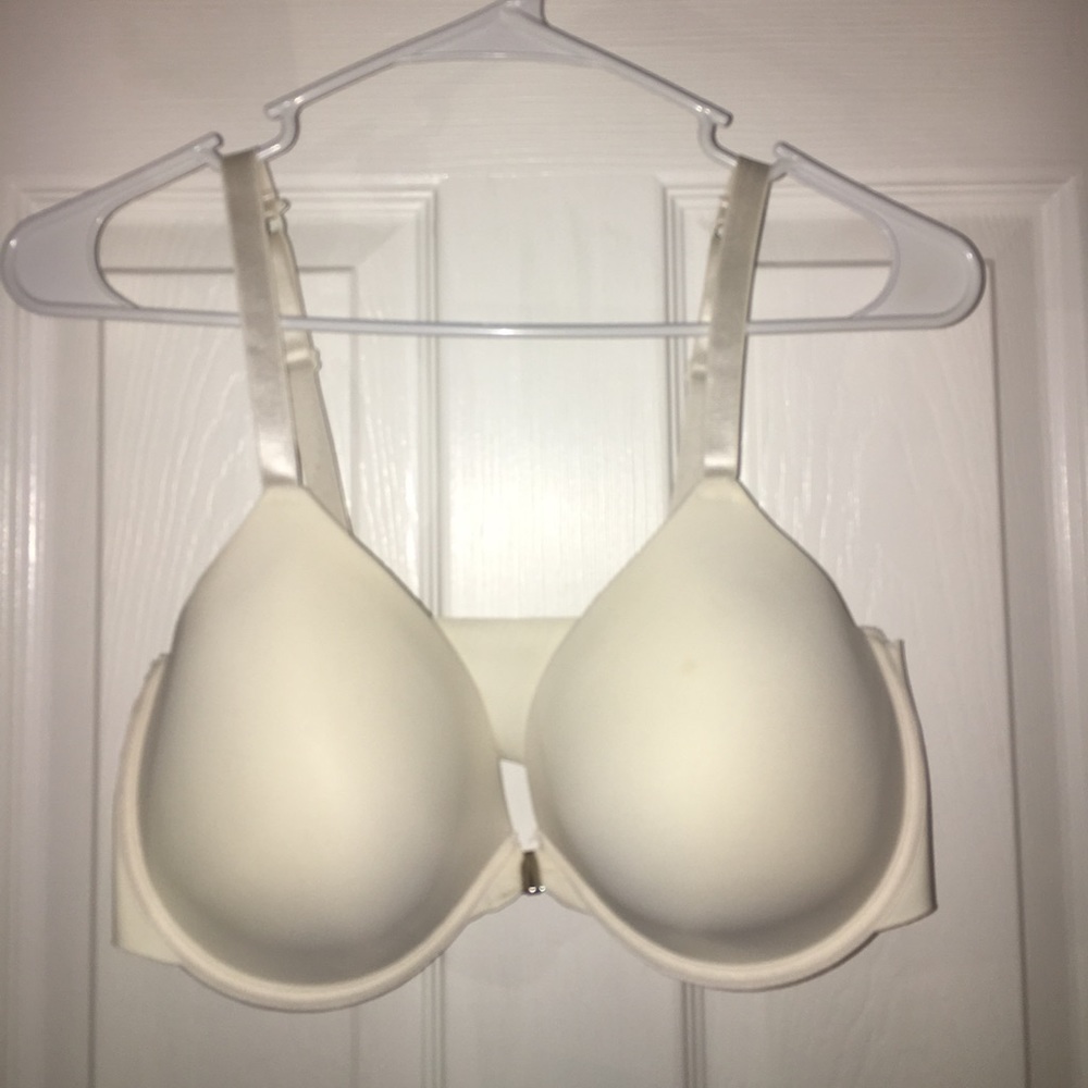 Front Clasp Bra 38D